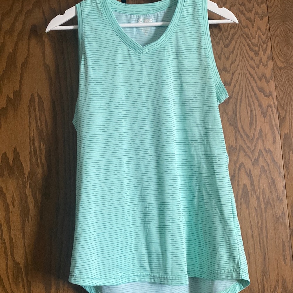 teal tank top size medium